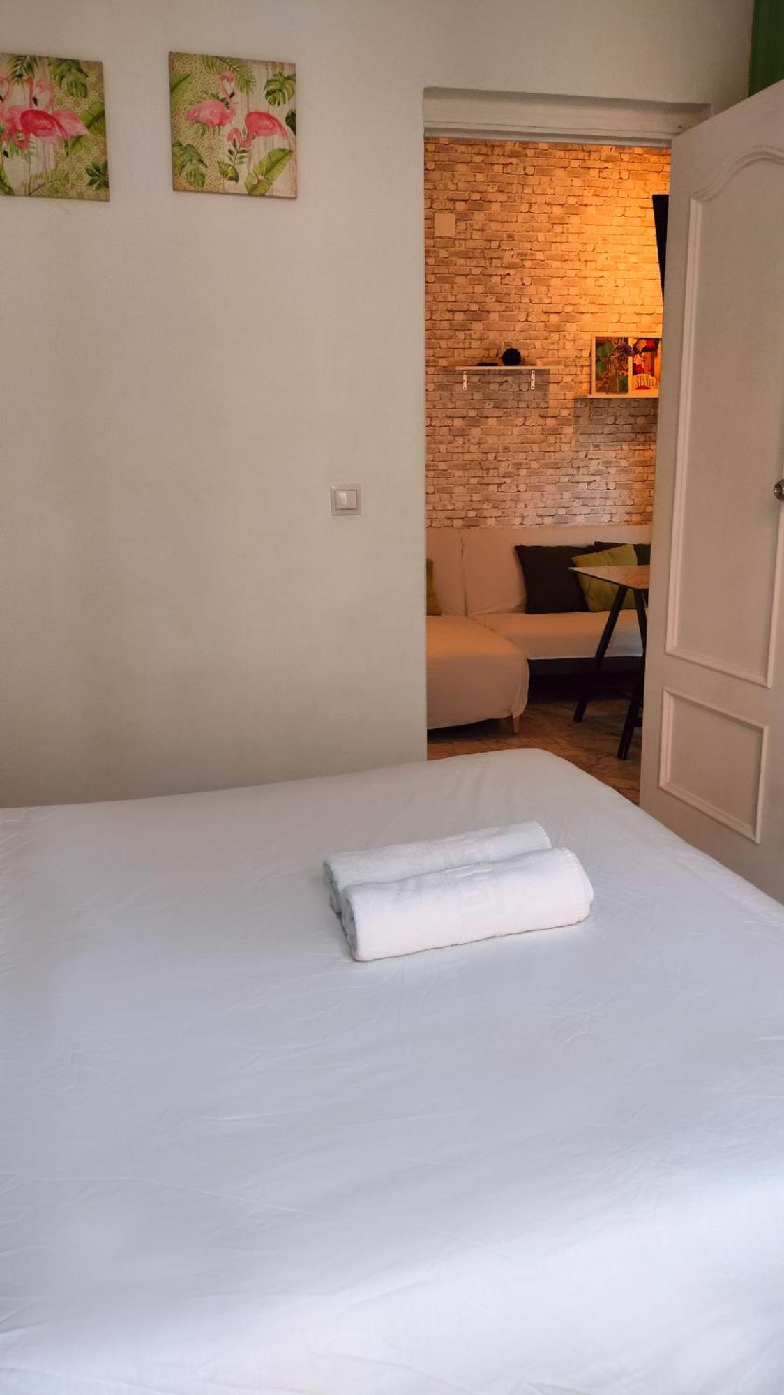 Apartamento En Sevilla Centro Con Vistas A La Plaza Alameda De Hercules - Hasta 7 Personas Екстериор снимка